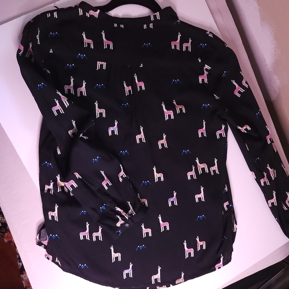 Maeve Llama Print Pullover Henley Black Sz 0P Fun Workwear Office Anthropologie - Picture 6 of 8